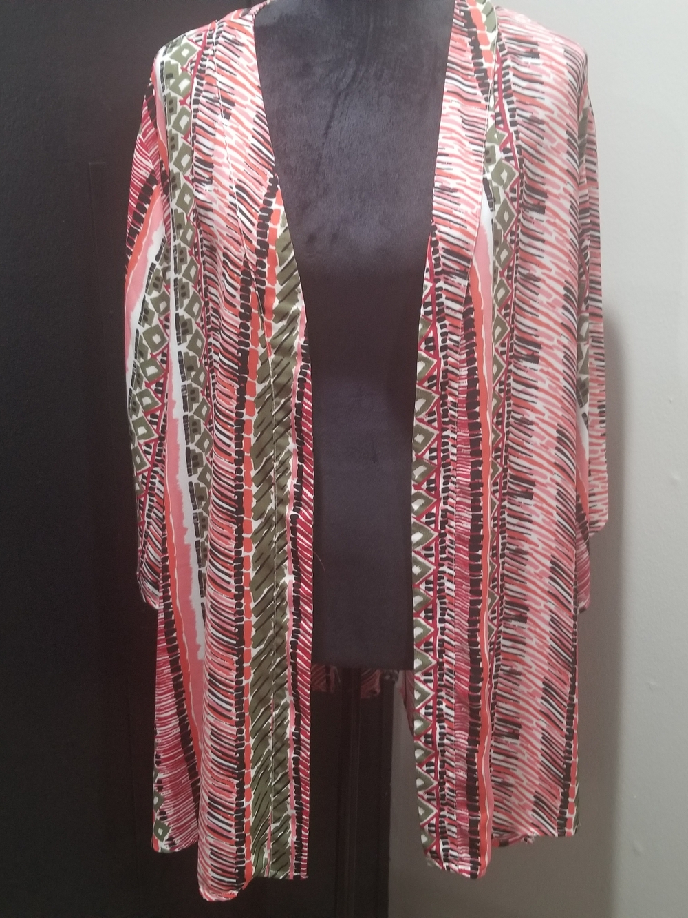 Catherines Coral, Olive & White Patterned Kimono